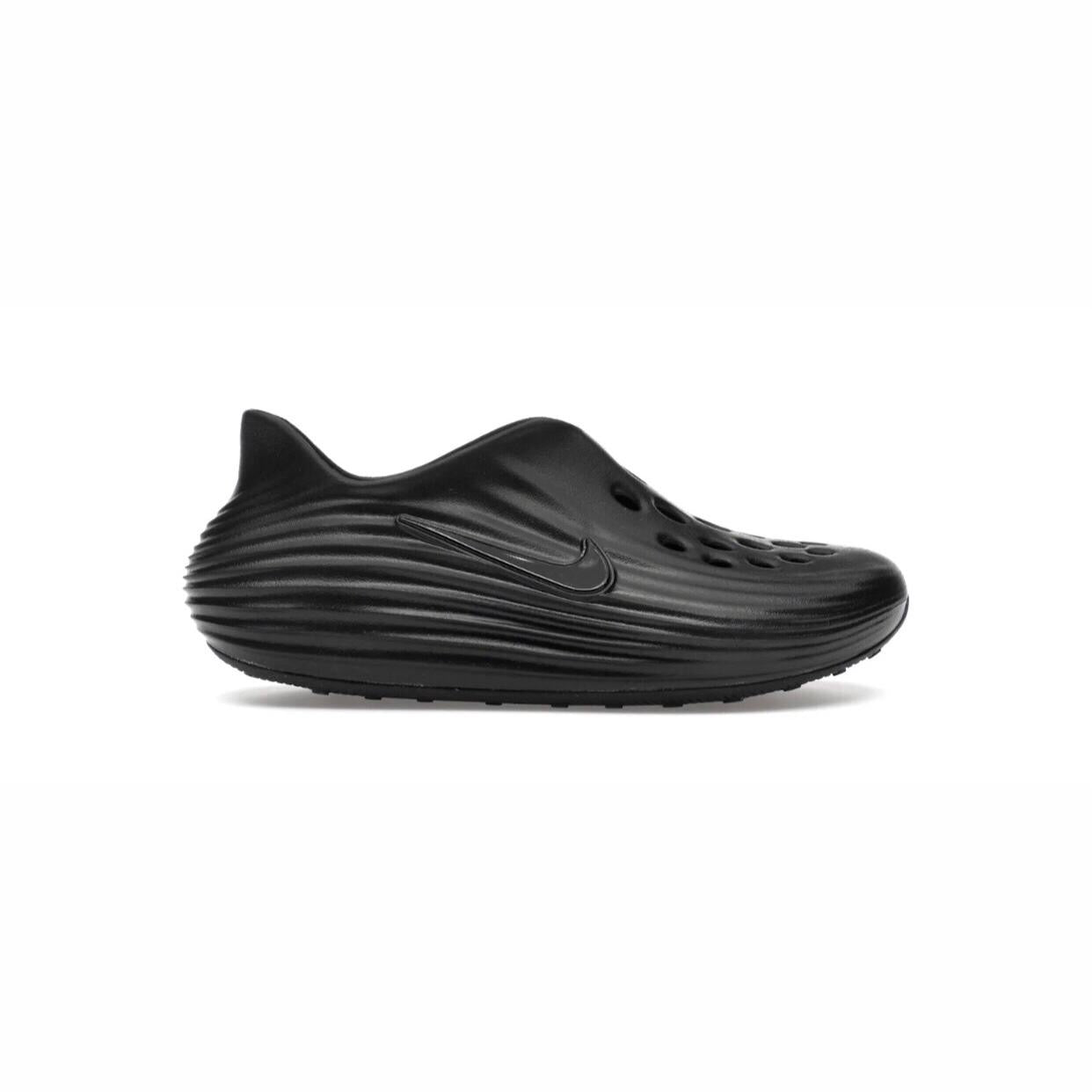 NIKE REJUVEN8 CLOG TRIPLE BLACK